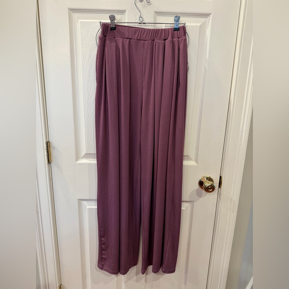 NWT Cider Mauve Purple Wide Leg Pants with Elastic Waistband - Size Small
